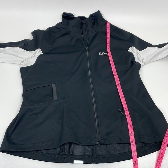 Gore Running Wear Windstopper Soft Shell Women's Small Black and White. - Picture 11 of 11